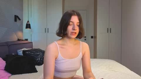 miu_in_chains online show from 29, 9, 2025