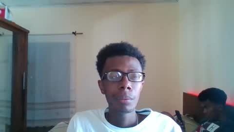 Snapshot of mixedboy_sexy chatting on 8, 10, 2025 mixedboy_sexy online show from 8, 10, 2025