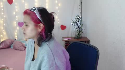 mixie_cute online show from 23, 2, 2025