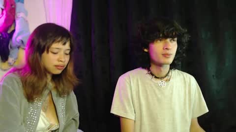 Naomi and Nekorii online show from 14, 4, 2026