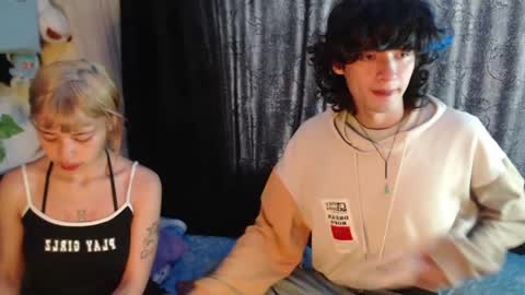 Naomi and Nekorii online show from 13, 5, 2026