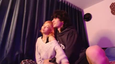Naomi and Nekorii online show from 7, 7, 2026