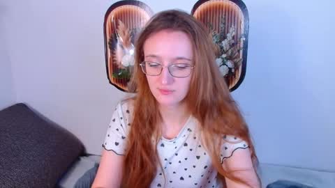Snapshot of miya_here chatting on 20, 4, 2026 Miya online show from 20, 4, 2026