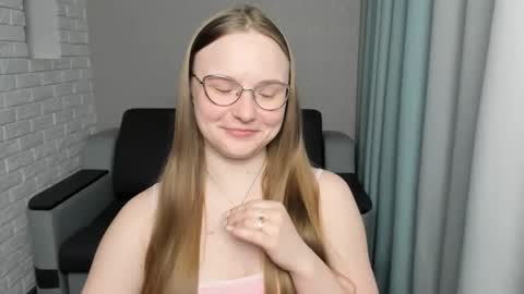 Miya online show from 19, 2, 2025