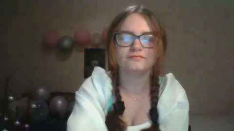 Milana online show from 28, 2, 2025