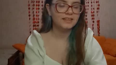 Milana online show from 5, 3, 2026