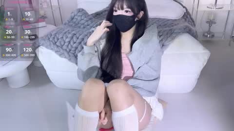 Miyu online show from 20, 10, 2025