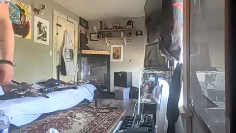 Snapshot of mjmckenz55 chatting on 18, 5, 2026 Daddy720 online show from 18, 5, 2026