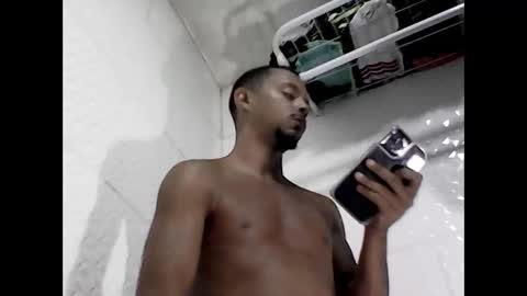 Snapshot of mlkmachodominador chatting on 7, 3, 2025 mlkmachodominador online show from 7, 3, 2025