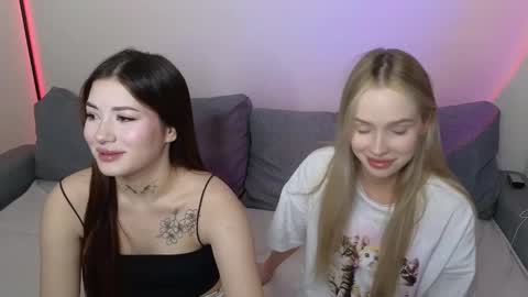 Snapshot of mmkakpoxyi22 chatting on 7, 1, 2025 alice and ray online show from 7, 1, 2025