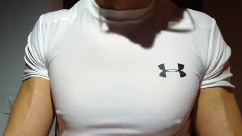Snapshot of mmuscularman chatting on 18, 10, 2025 mmuscularman online show from 18, 10, 2025