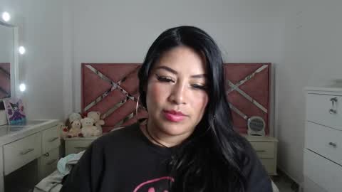 Snapshot of moan_sex1 chatting on 5, 10, 2025 Catalina online show from 5, 10, 2025