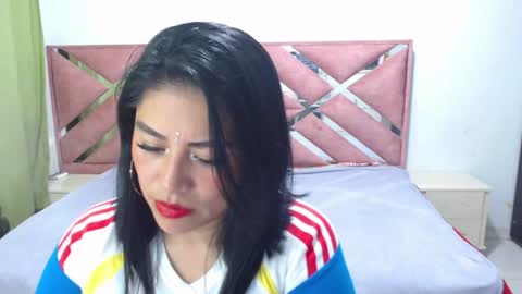 Snapshot of moan_sex1 chatting on 24, 6, 2026 Catalina online show from 24, 6, 2026