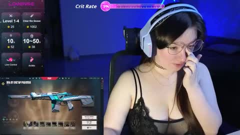 to support follow the fanclub online show from 23, 11, 2025