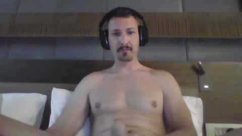 Snapshot of moaningalld chatting on 12, 9, 2025 moaningalld online show from 12, 9, 2025