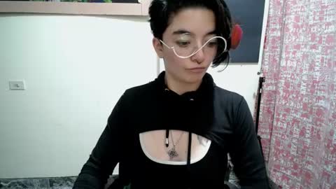 Snapshot of mocca_117 chatting on 24, 6, 2026 Sam online show from 24, 6, 2026