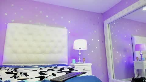 Sophia  online show from 22, 1, 2025