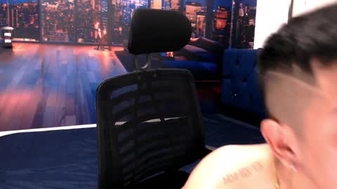 Snapshot of mohameedkonate chatting on 18, 11, 2025 Mohamed online show from 18, 11, 2025