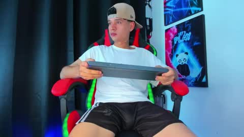 moises_23cm online show from 13, 1, 2025