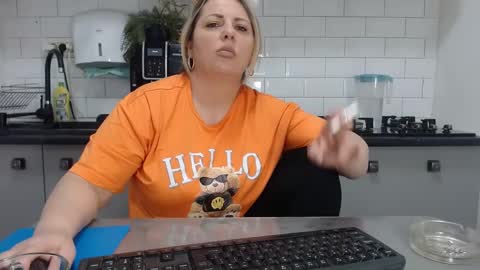 erika online show from 26, 12, 2024