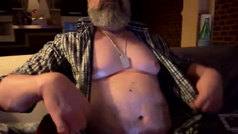 molitsrymale69 online show from 9, 9, 2025