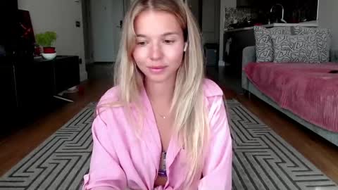 Molly online show from 6, 6, 2026