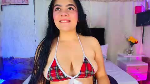 Snapshot of molly_bick chatting on 18, 6, 2026 Molly Bick online show from 18, 6, 2026