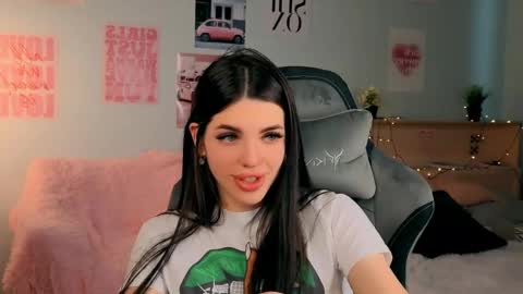 Molly online show from 11, 4, 2026