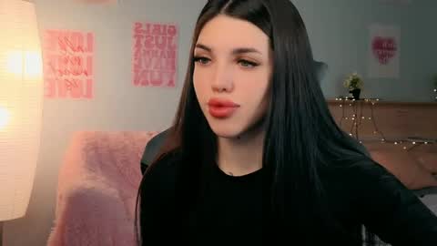 Molly online show from 4, 5, 2026