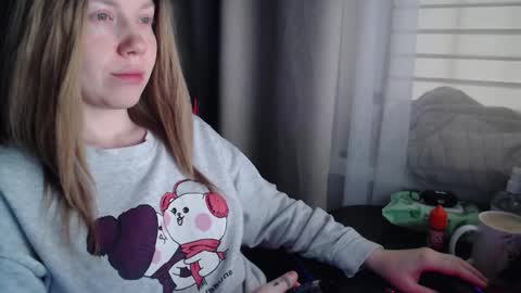 I have new photos come and see with love Molly online show from 10, 11, 2025