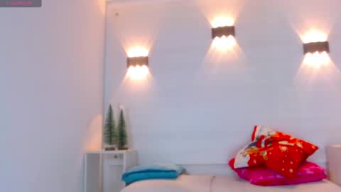 Molly Spears online show from 5, 1, 2025