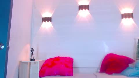 Molly Spears online show from 16, 1, 2025