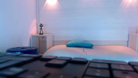 Molly Spears online show from 2, 2, 2025