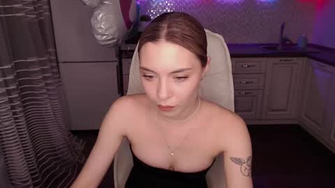 Snapshot of molly_wheel chatting on 8, 2, 2025 molly_wheel online show from 8, 2, 2025
