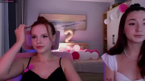 Snapshot of mollybossy chatting on 15, 5, 2026 Molly online show from 15, 5, 2026