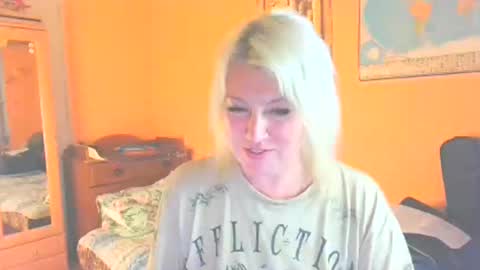 Mollyjoyq online show from 21, 5, 2026