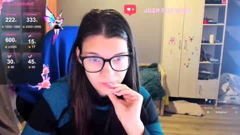  KIRA  online show from 22, 10, 2025