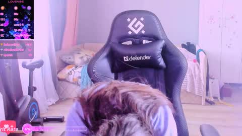  KIRA  online show from 9, 4, 2026