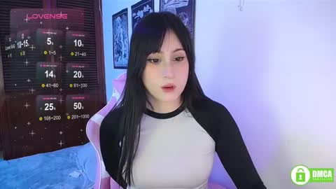 Molly  online show from 20, 1, 2025