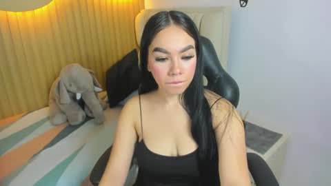 MOLLY online show from 30, 6, 2026