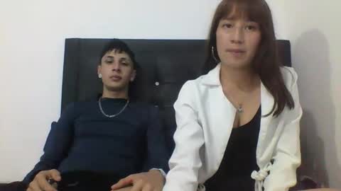 mollywalter online show from 28, 2, 2025