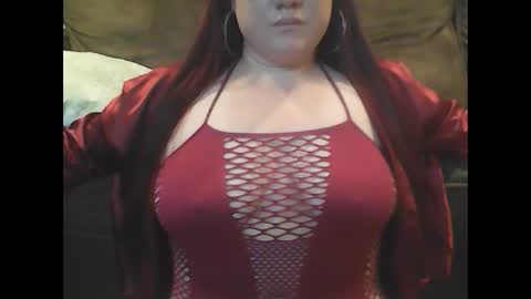 Snapshot of mommies_mooseknuckle chatting on 15, 9, 2025 mommies_mooseknuckle online show from 15, 9, 2025