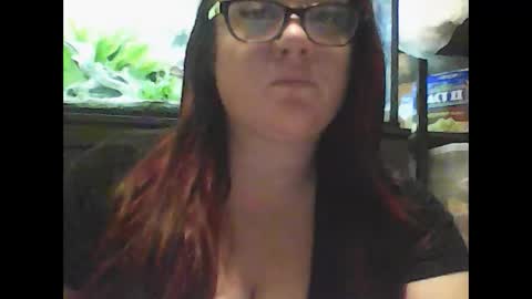 Snapshot of mommies_mooseknuckle chatting on 26, 9, 2025 mommies_mooseknuckle online show from 26, 9, 2025