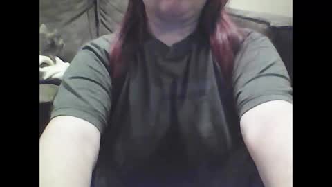 Snapshot of mommies_mooseknuckle chatting on 30, 9, 2025 mommies_mooseknuckle online show from 30, 9, 2025