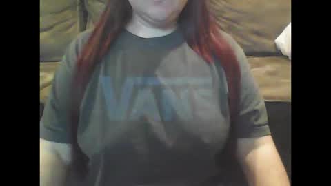 Snapshot of mommies_mooseknuckle chatting on 15, 10, 2025 mommies_mooseknuckle online show from 15, 10, 2025