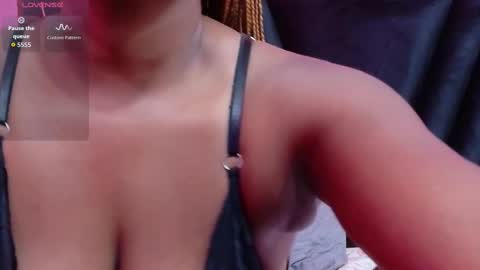  DINAH  online show from 23, 11, 2025