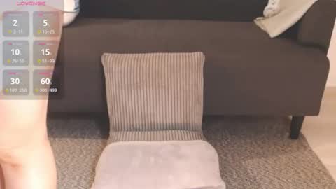 Momo online show from 30, 11, 2025