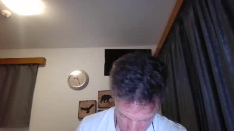 Snapshot of moms_little_monster chatting on 12, 10, 2025 moms_little_monster online show from 12, 10, 2025