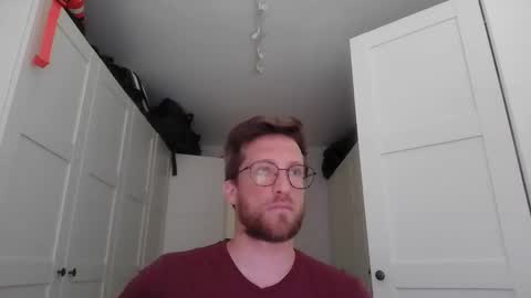 moms_little_monster online show from 27, 4, 2026