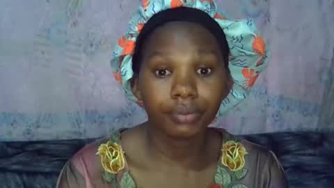 momsdoll online show from 27, 4, 2026